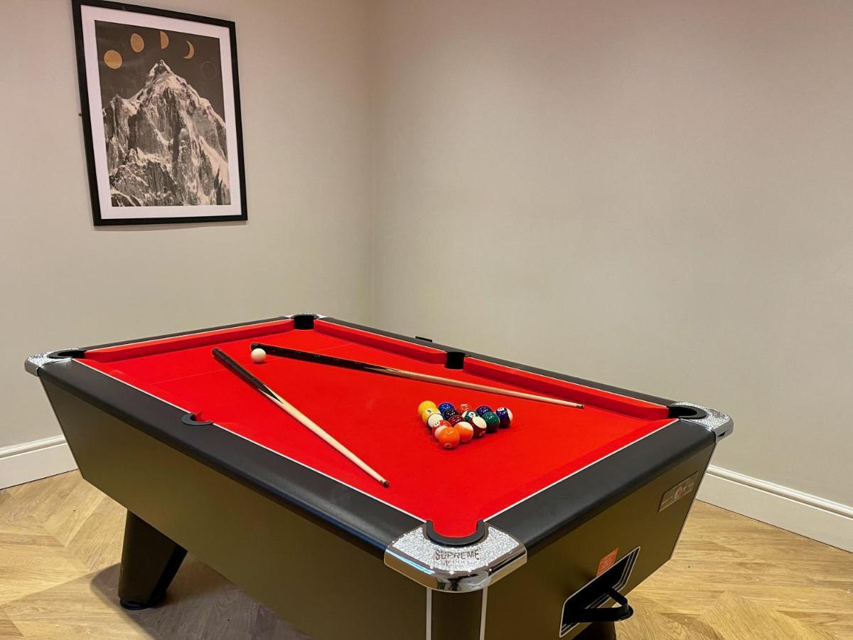 Large House Near Victoria Park For Groups, 10 Mins Bus To City Centre Cardiff Bagian luar foto